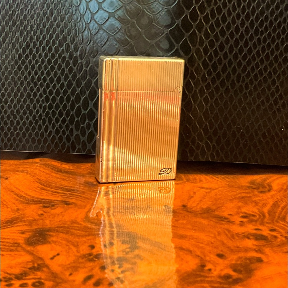 St dupont dupont gatsby lighter silver D emblem -working condition vintage